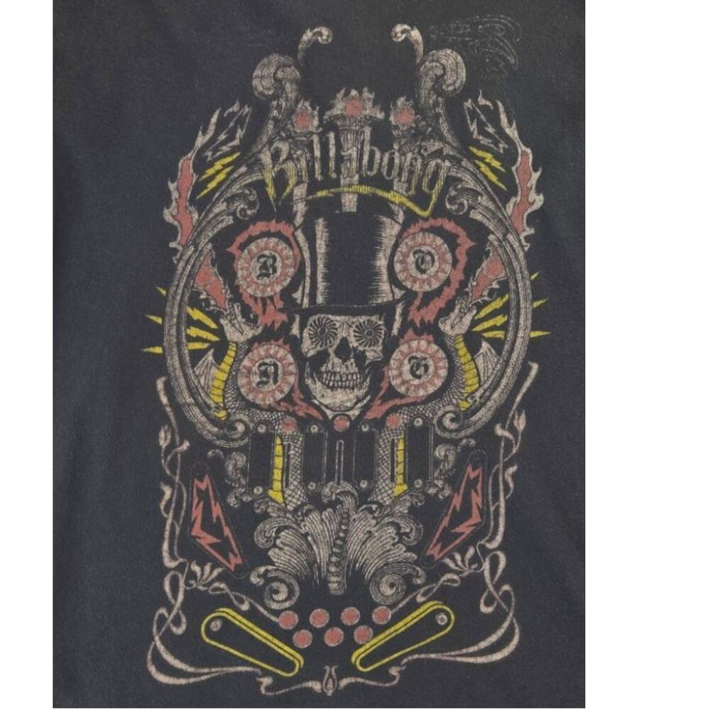 Billabong | Skeleton with Top Hat Pinball T-Shirt | Size Medium